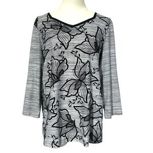Alfred Dunner Women’s size Medium Velvet Floral butterfly Print Shirt Top (1798)